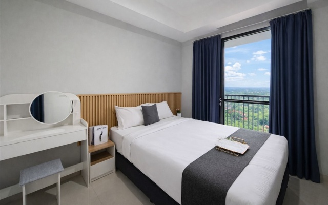 Homey And Spacious 3Br With City View At Apartment The Ayoma – Guest Rooms – South Tangerang