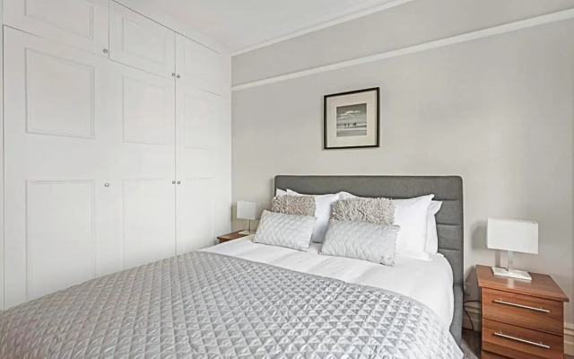 Serene 2BR - 3 Mins to Fulham Broadway