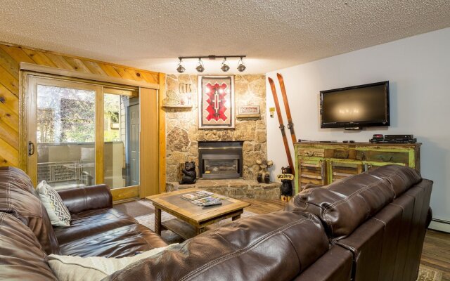 Phoenix 207 2 Bedroom Condo by Redawning