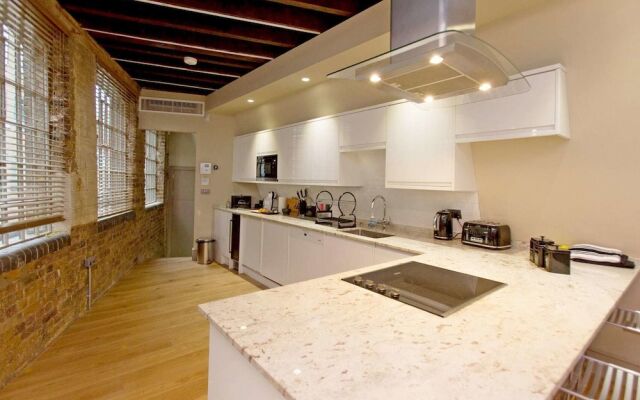 Luxury Loft Oxford Street with AC