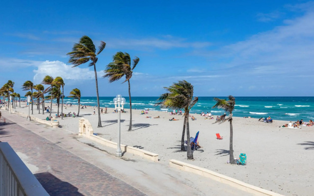 Paradise Oceanfront HBH