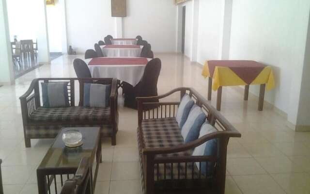 Larn's villa.