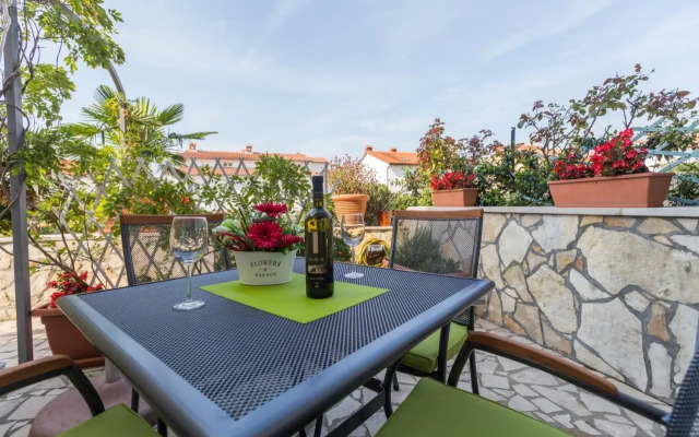 Studio Apartments Romina
