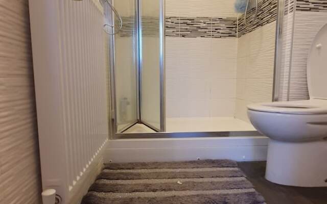 Townhouse In Cornwall 1of3 Private rooms