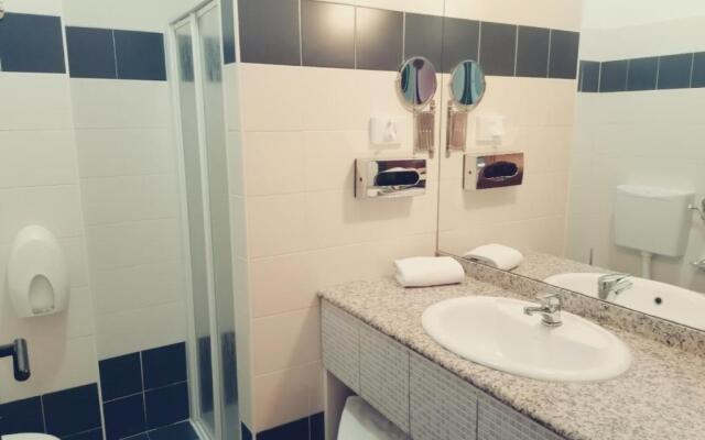 Hotel Ayri