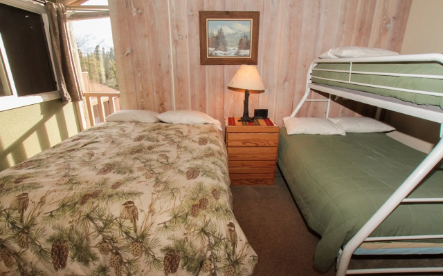 Mammoth Ski & Racquet Club