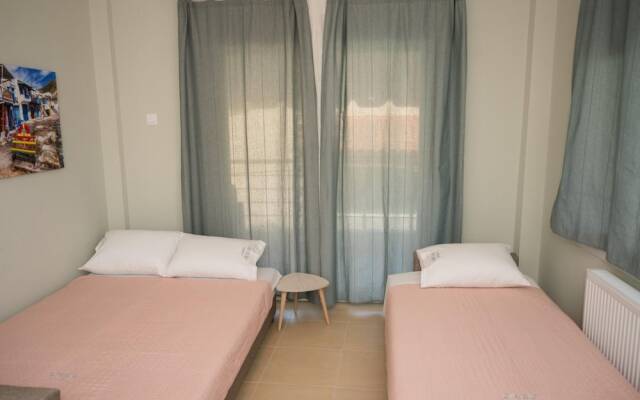 Zoe Seaview Apartment by Rentals Pro