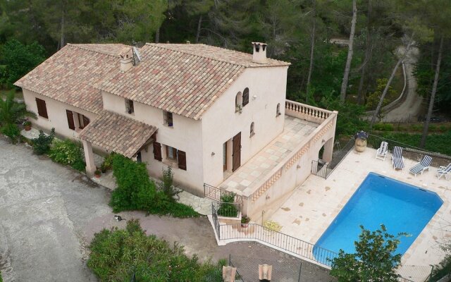 Villa With 4 Bedrooms In Peymeinade, With Private Pool And Wifi