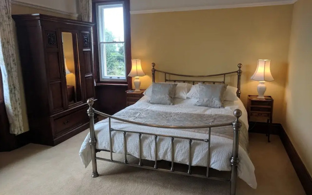 High View House