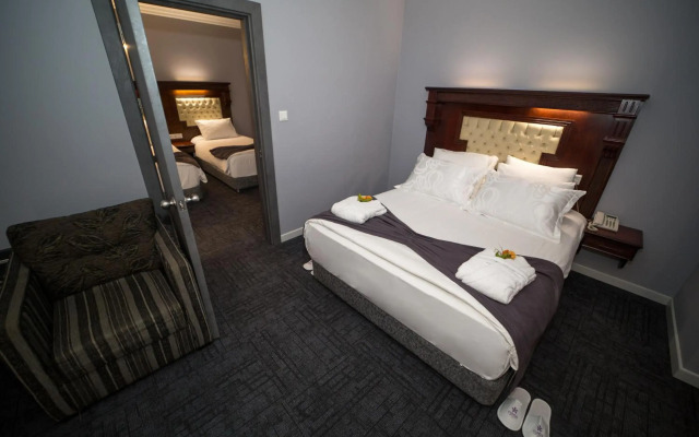 Funda Hotel