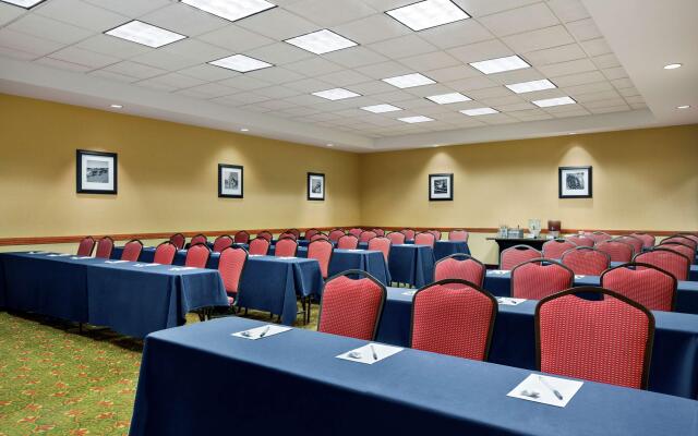 Hampton Inn & Suites Dallas-Mesquite