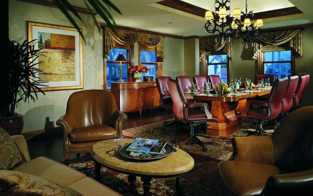 The Rose Hotel