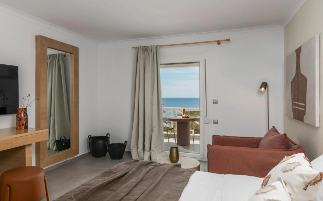 Golden Milos Beach House by Domotel