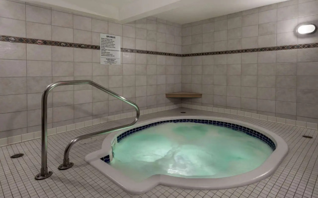 Best Western Plus Baker Street Inn