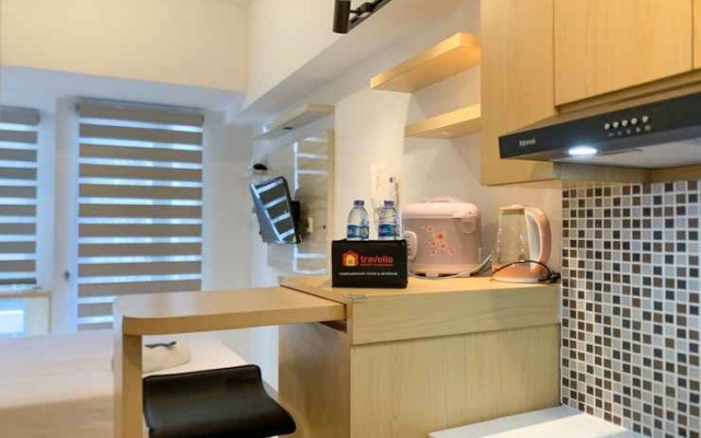 Cozy and Chic Studio Tokyo Riverside PIK 2 Apartment By Travelio – Hotel Rooms – Jakarta