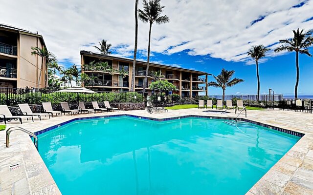 New Listing! Oceanfront W/ Resort Amenities 2 Bedroom Condo
