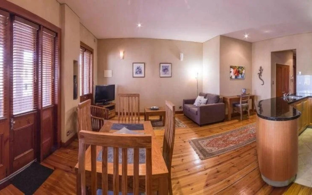 Rialto Apartment 2