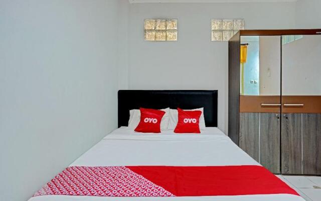 OYO 90177 Hotel Pahlawan
