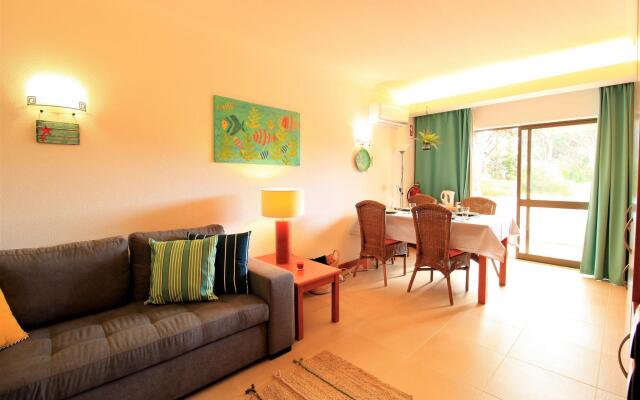 Vilamoura Cosy 3 With Pool by Homing