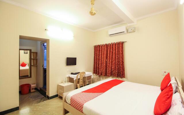 OYO 14552 Kingston Residency