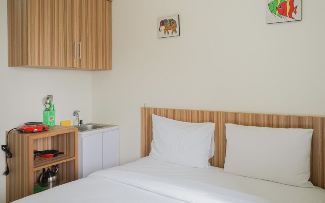 Cozy Studio Green Pramuka Apartment next to Mall