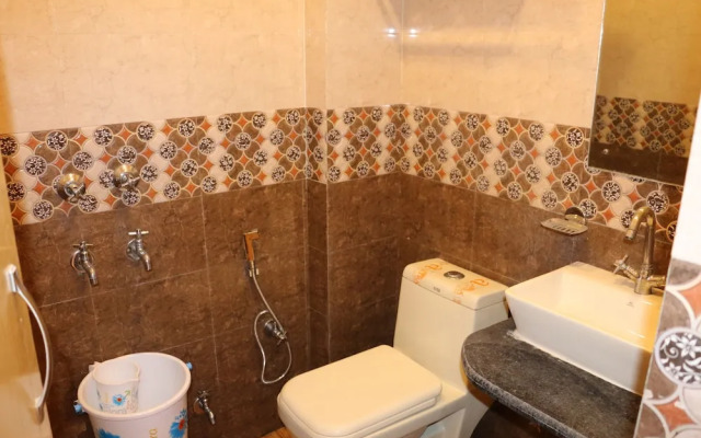 Hotel Karlo Kastle By Sushant Travels