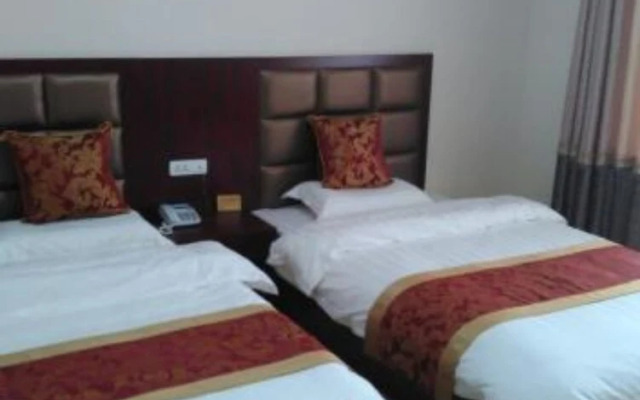 Xianyang Run 8 Business Hotel