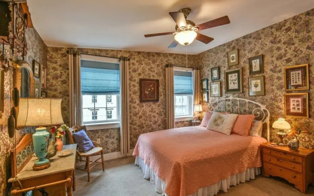 The Dolon House Bed and Breakfast