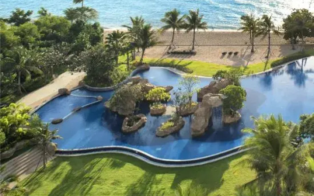 White Sand Beach Residence Pattaya
