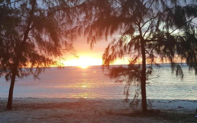 Chalan Kanoa Beach Hotel
