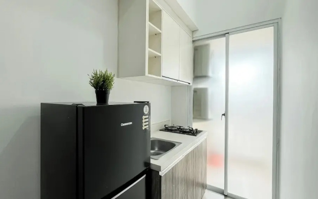 Simply Look 1Br At Vittoria Residence Apartment