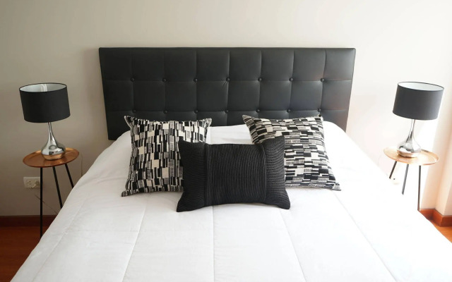 Miraflores Luxury Apartments Alcanfores
