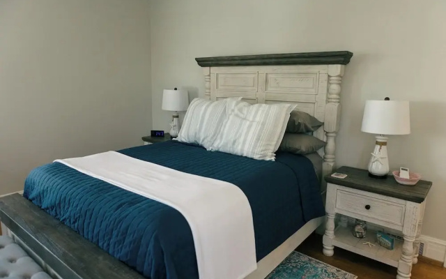 The Carriage House Inn Bed and Breakfast