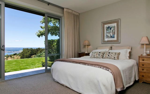 The Lakeview House Apartment