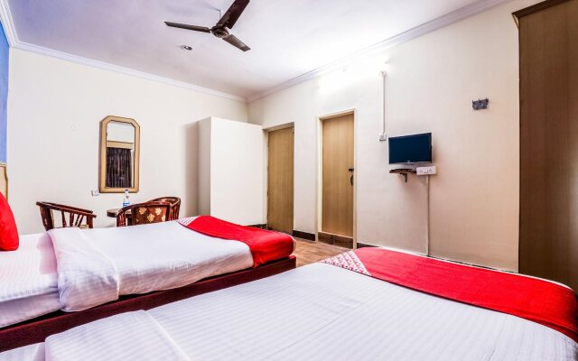 Royal Suite by OYO Rooms