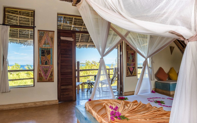 Sunshine Marine Lodge