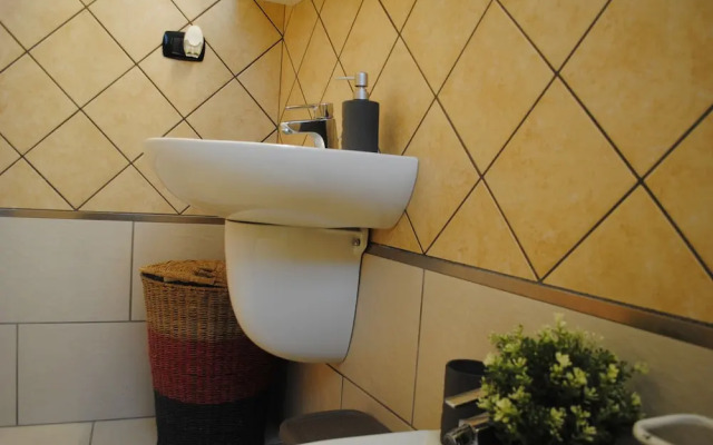 Via del Lago 28 - Lago Maggiore