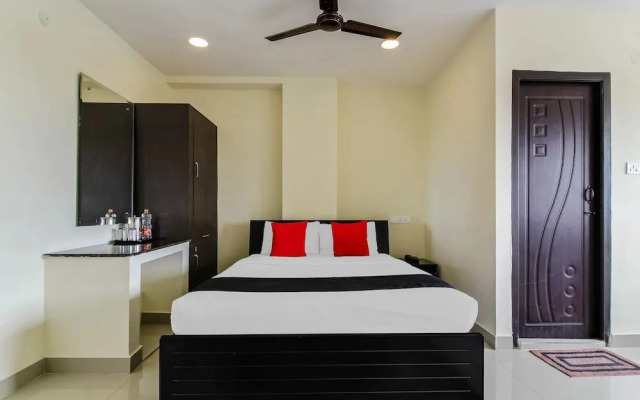 Royal Emirates by OYO Rooms