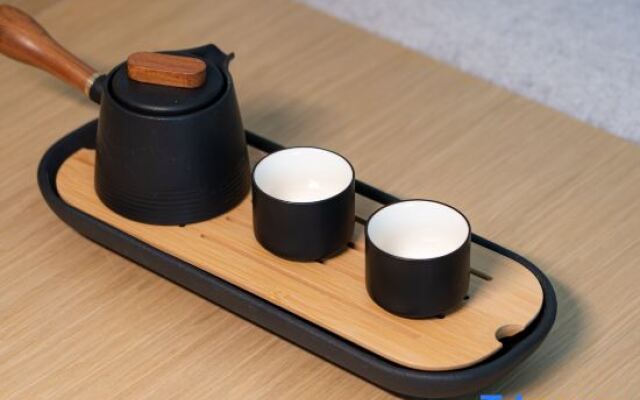 Yiduo Riverview Hotel (Chongqing Liberation Monument Hongya Cave)