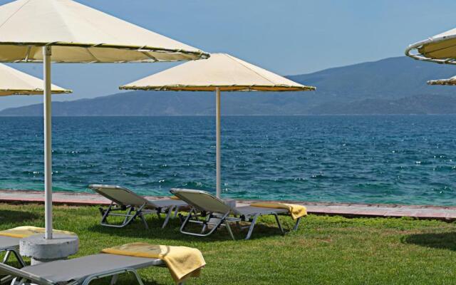 Kalamaki Beach Resort