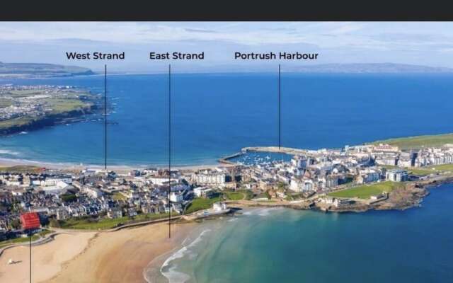 No2 Sandy Bay , Luxury Beachfront Apartment