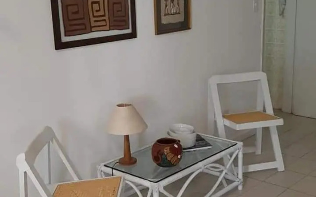 Pitangueiras 7 pessoas / 200 mts da praia