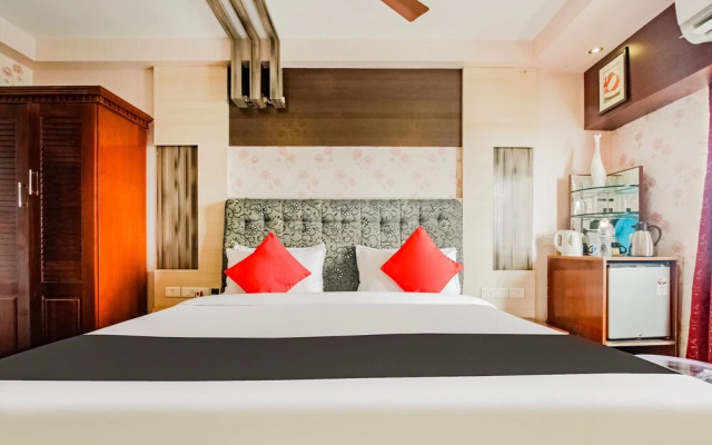 Capital O 61144 Hotel Raj