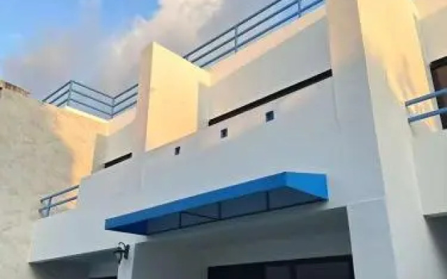 Mona Lisa pool villa