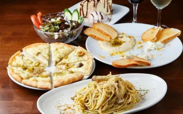 Gojo Paradiso homes restaurant and bar - Hostel