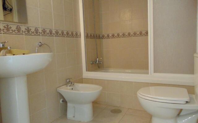 Apartamentos APOLO16 (I-15º-70)