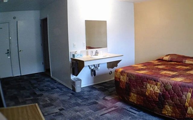 Americas Best Value Inn Salmon