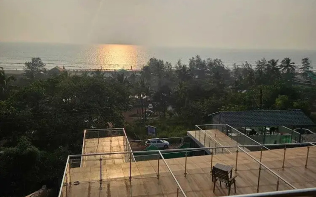 Coco 7 Beach Resort