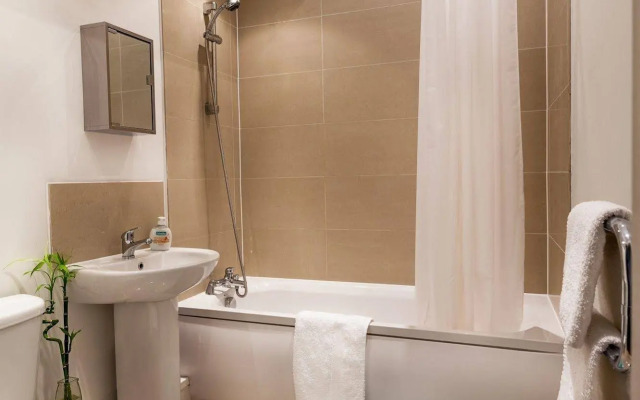 Meridian Apartments - Southend