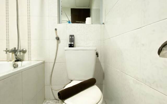Homey 2Br Apartment Crown Court Executive Condominium